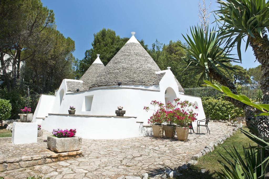 Hotel Sierra Silvana Selva Di Fasano Exterior photo